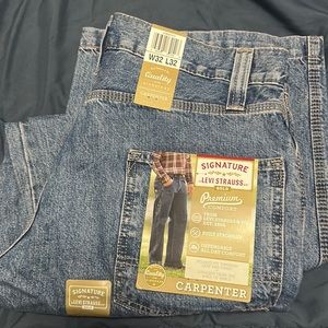 32x32 Levi Strauss pants brand new